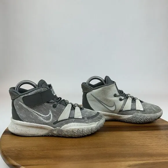 Big Kids Nike Kyrie 7 SE Chip GS Gray Athletic Basketball Sneakers Shoes‎ Size 2