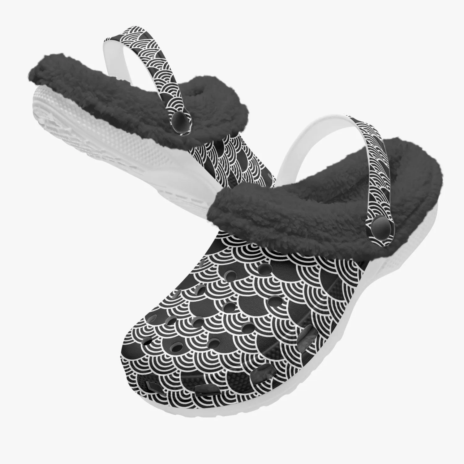 Black Japanese Wave Pattern Winter Clogs
