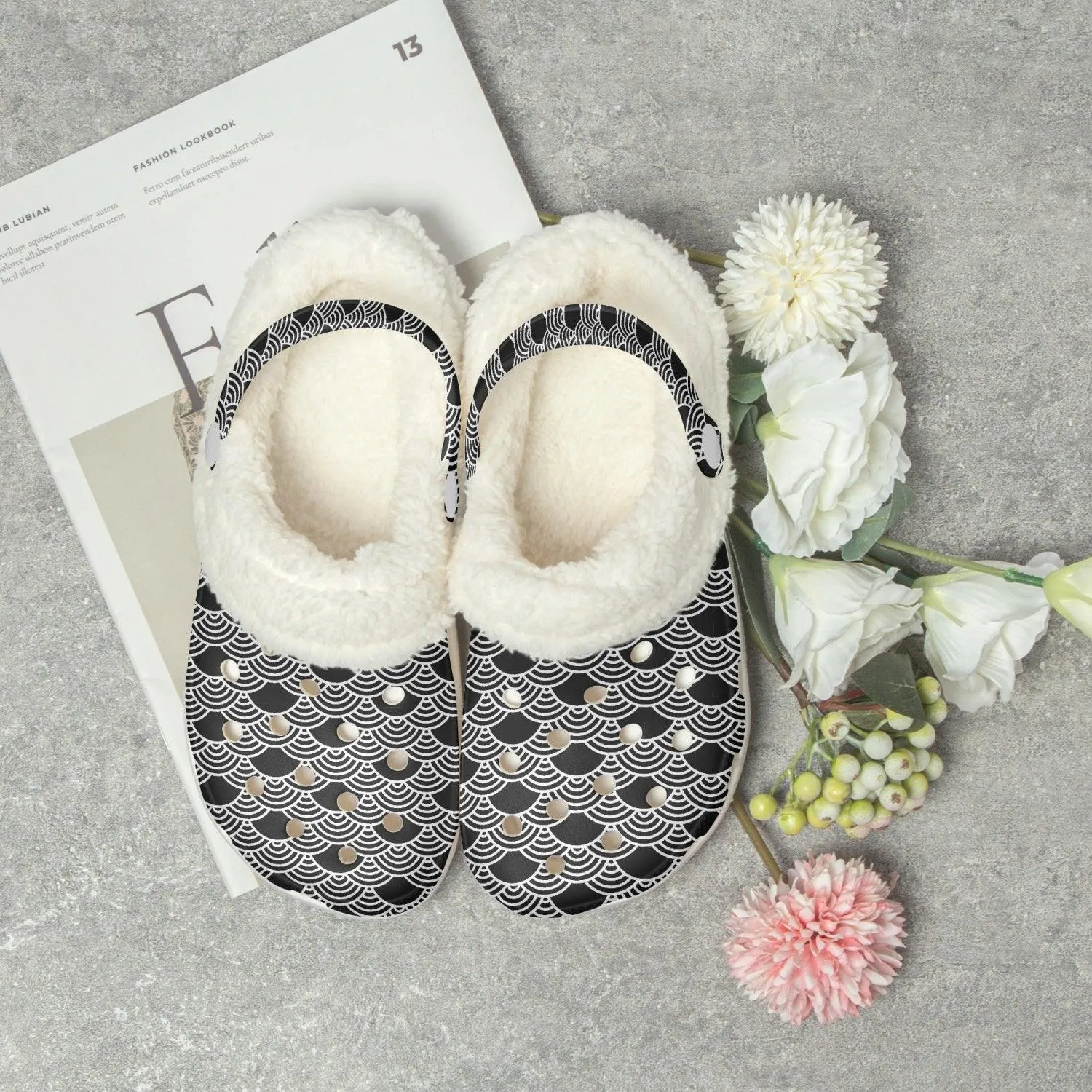 Black Japanese Wave Pattern Winter Clogs