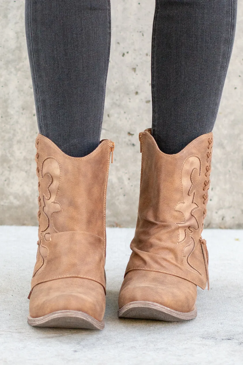 Brillo Side Seam Boots - Tan
