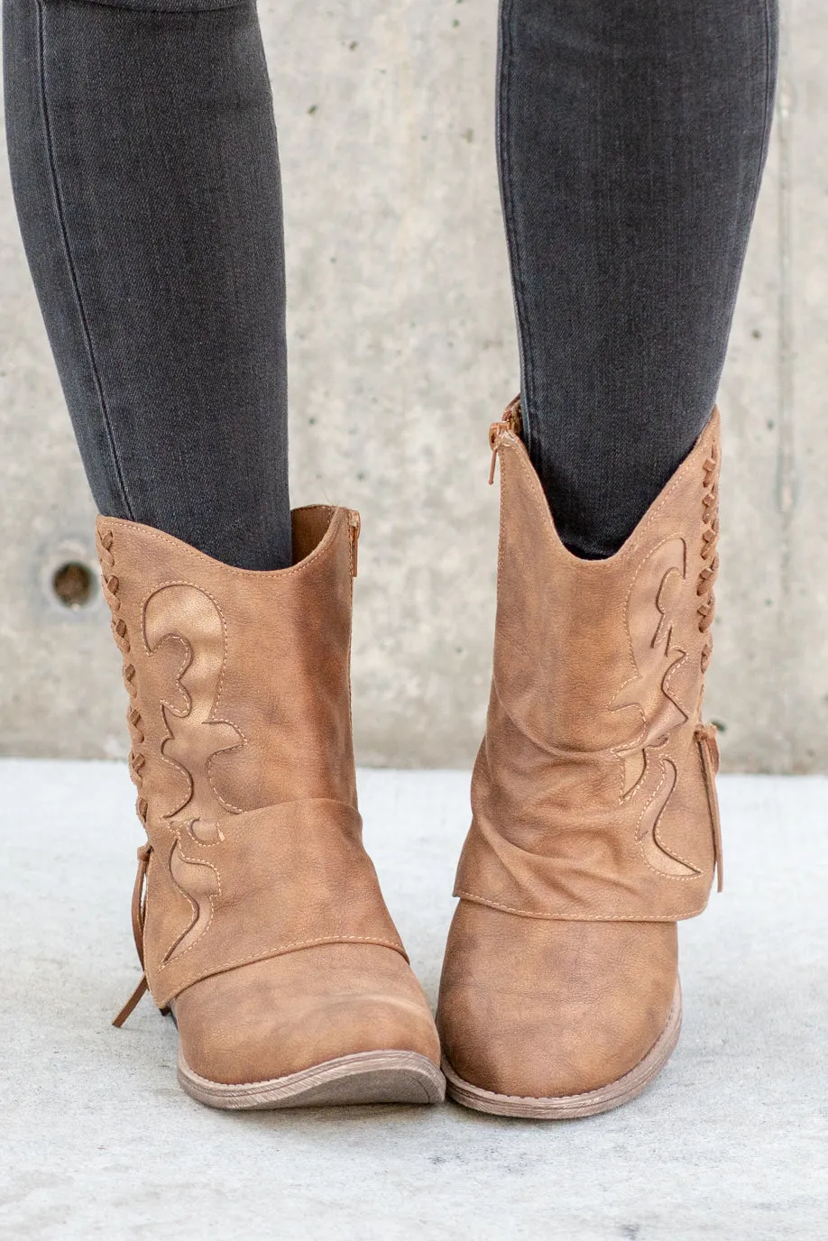 Brillo Side Seam Boots - Tan