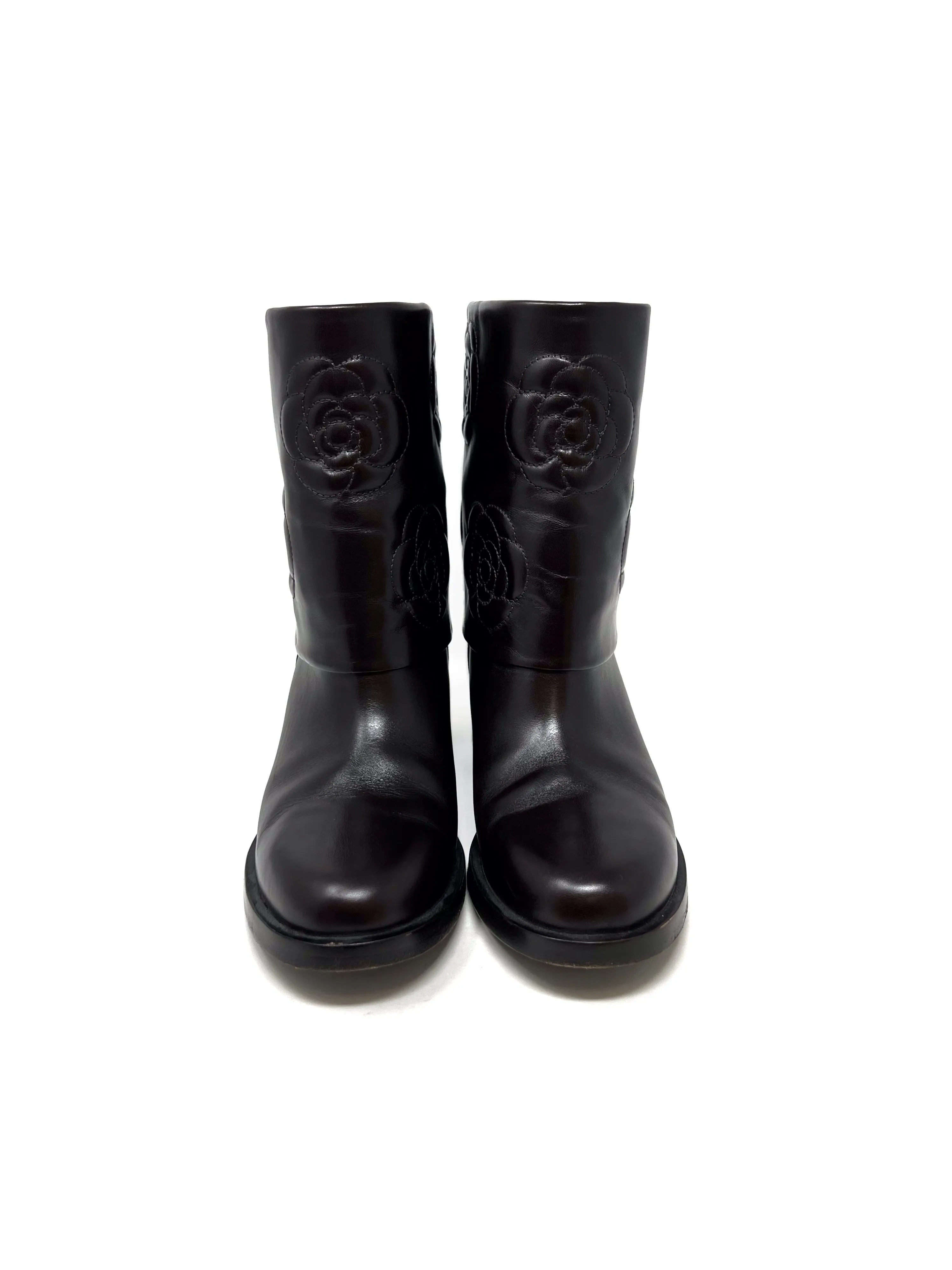 Chanel Size 42 '16A Calfskin Camellia Stitch Foldover Boots