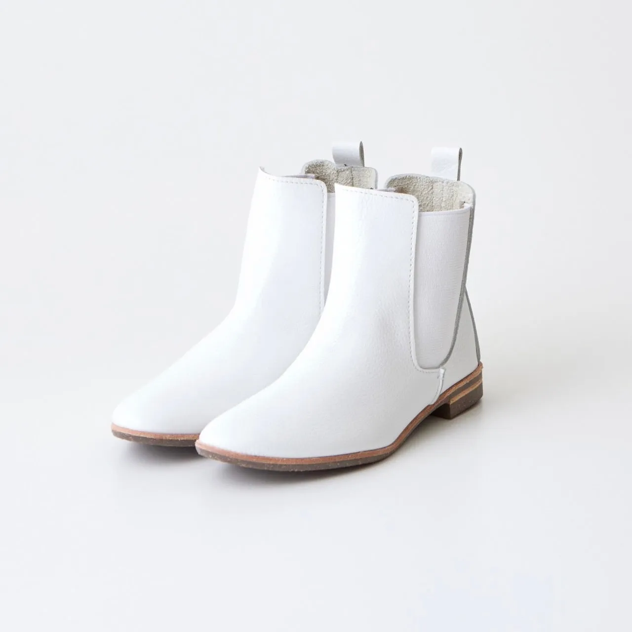 CHELSEABOOTS　ALL SHRINK WHITE