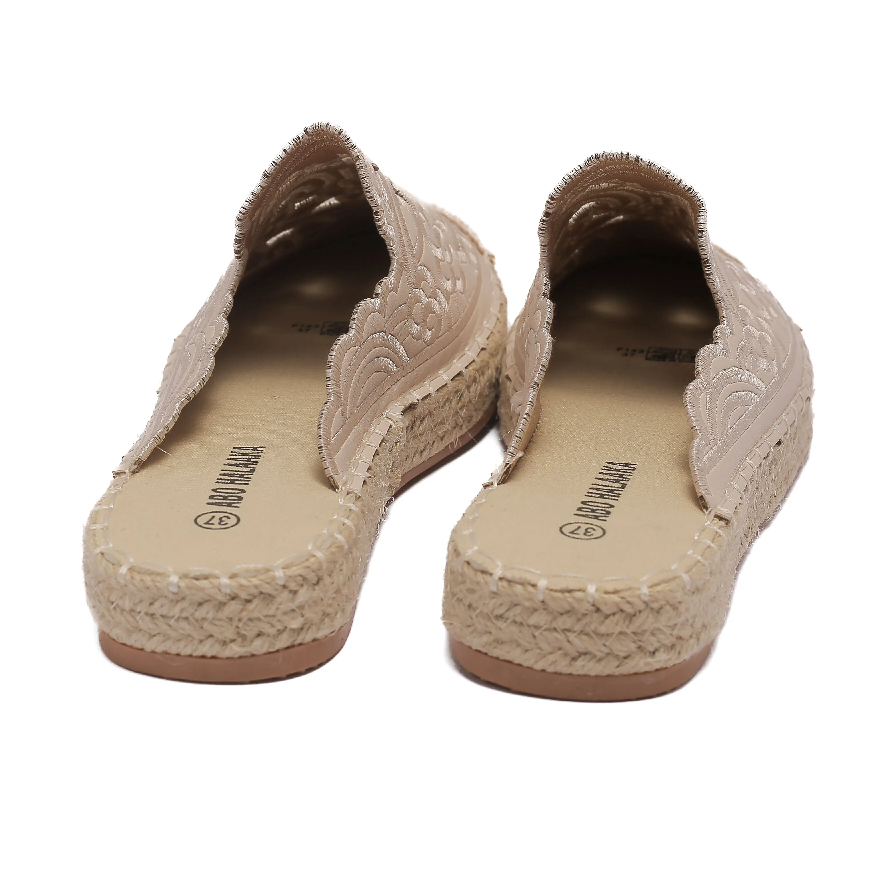 Everyday LeatherClogs in Beige