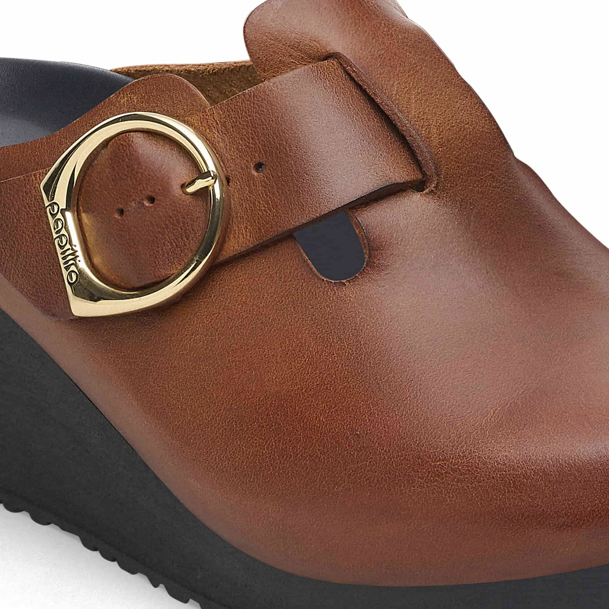 Fanny Ring-Buckle Natural Leather