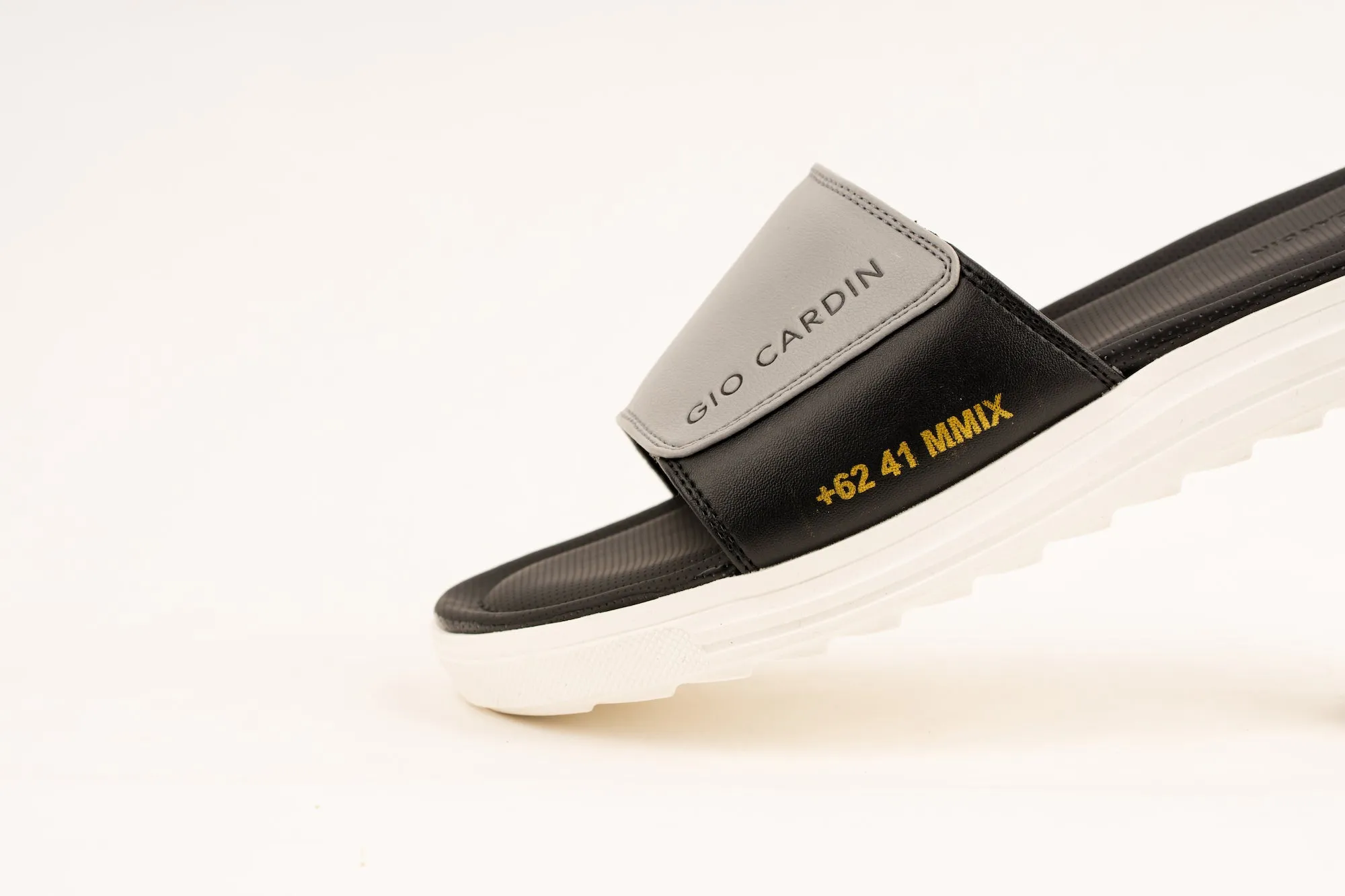 JUDE SLIDES | GREY / BLACK / WHITE | UNISEX