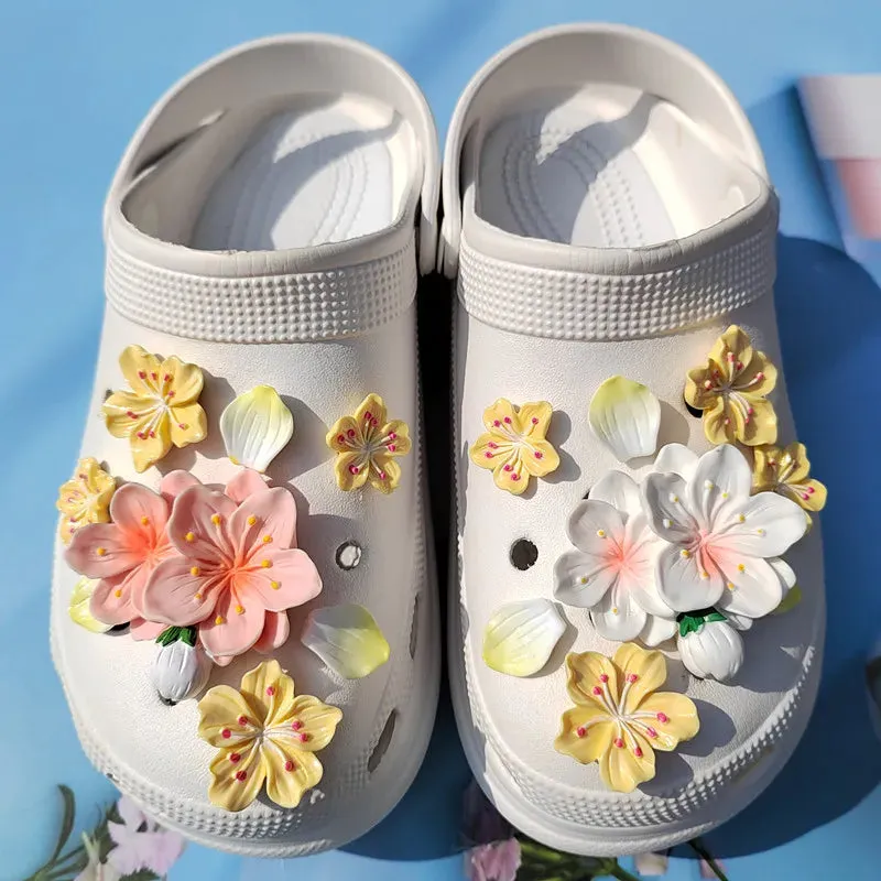 New Hot Fashion shoe Charms for Creative Branches and Flowers Clogs Shoe Buckle Cute shoe Accessories Decoration for Girls Gift