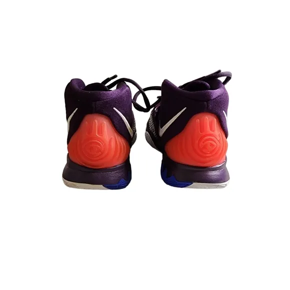 New in Box - Nike‎ Kyrie 6 (GS) - Size 4 Youth - Basketball Sneakers