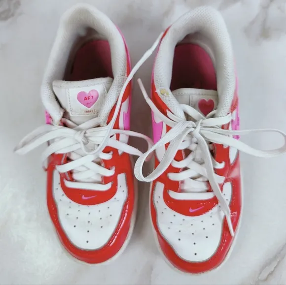 Nike Girls Air Force 1 LV8 Sneakers Basketball Shoes, Pink Red White, Sz 1Y