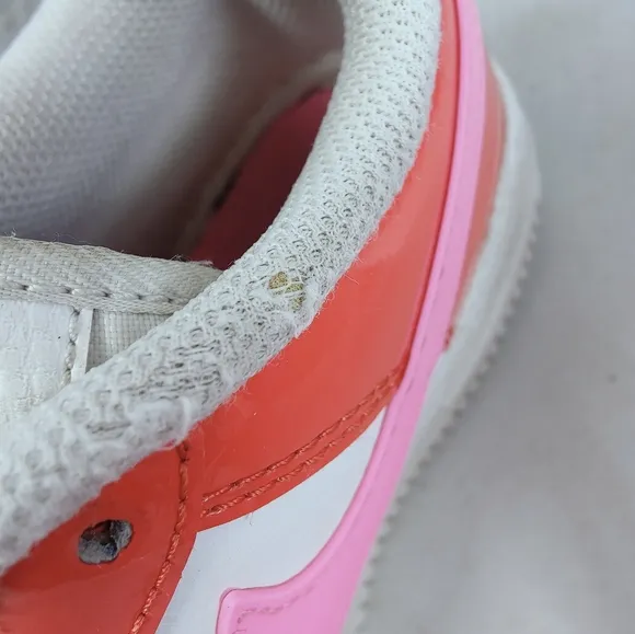 Nike Girls Air Force 1 LV8 Sneakers Basketball Shoes, Pink Red White, Sz 1Y