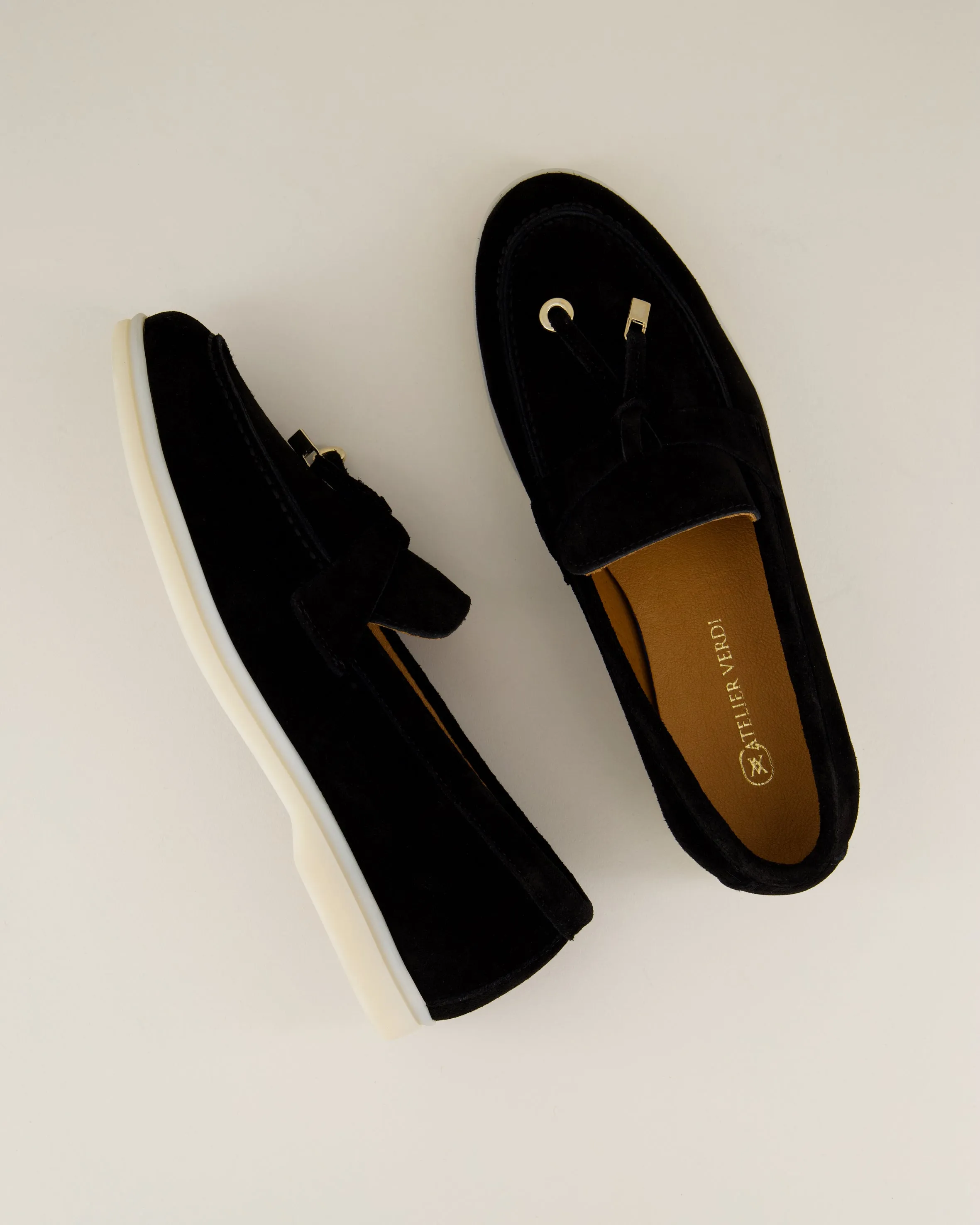 Nina Loafer  AVWL01-Black