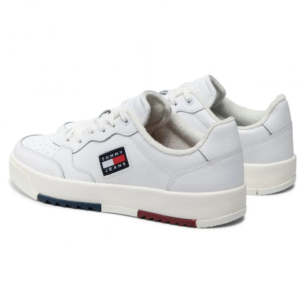 Retro Essential Sneakers - White