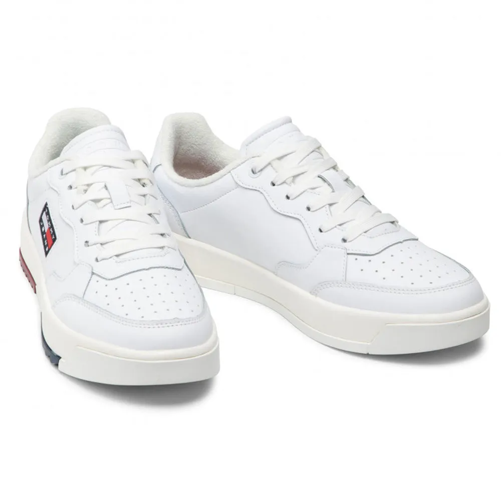 Retro Essential Sneakers - White