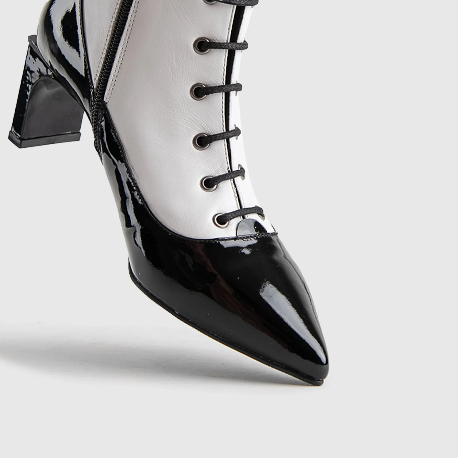 Statement Boots - 25405-2