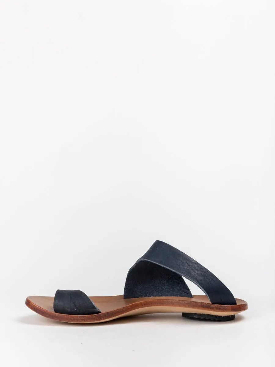 thong sandal - navy