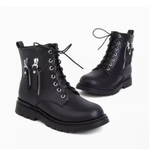 Women's Small Size Flat Heel Ankle Boots TS105