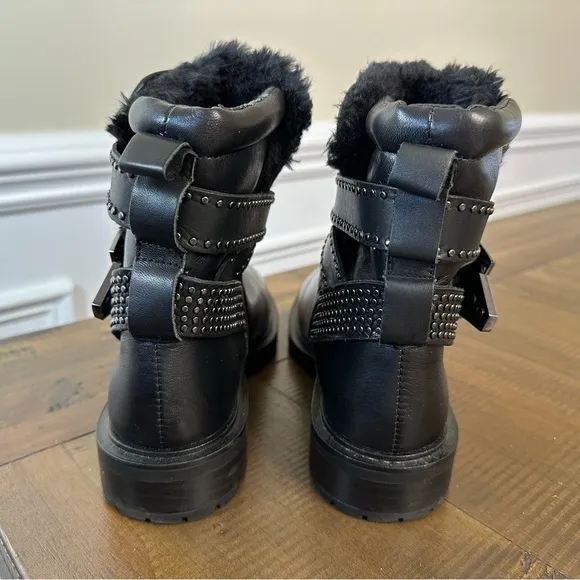 Zara women’s boots buckle black EU36 US size 6 minor damage on top